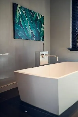 Huisjes Aan De Amstel - Your Home Away From Home Amstelveen Hotell